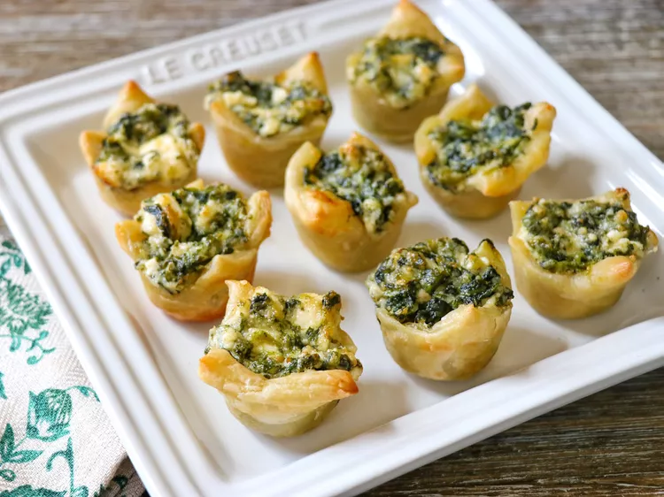Feta-Spinach Puff Pastry Bites – FoodWiki